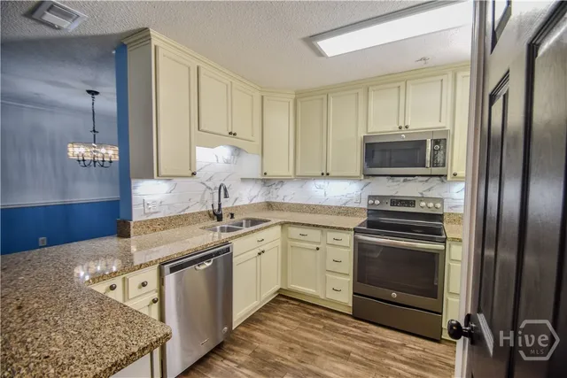 $242,500 | 5301 Walden Park Drive, Savannah, GA 31410