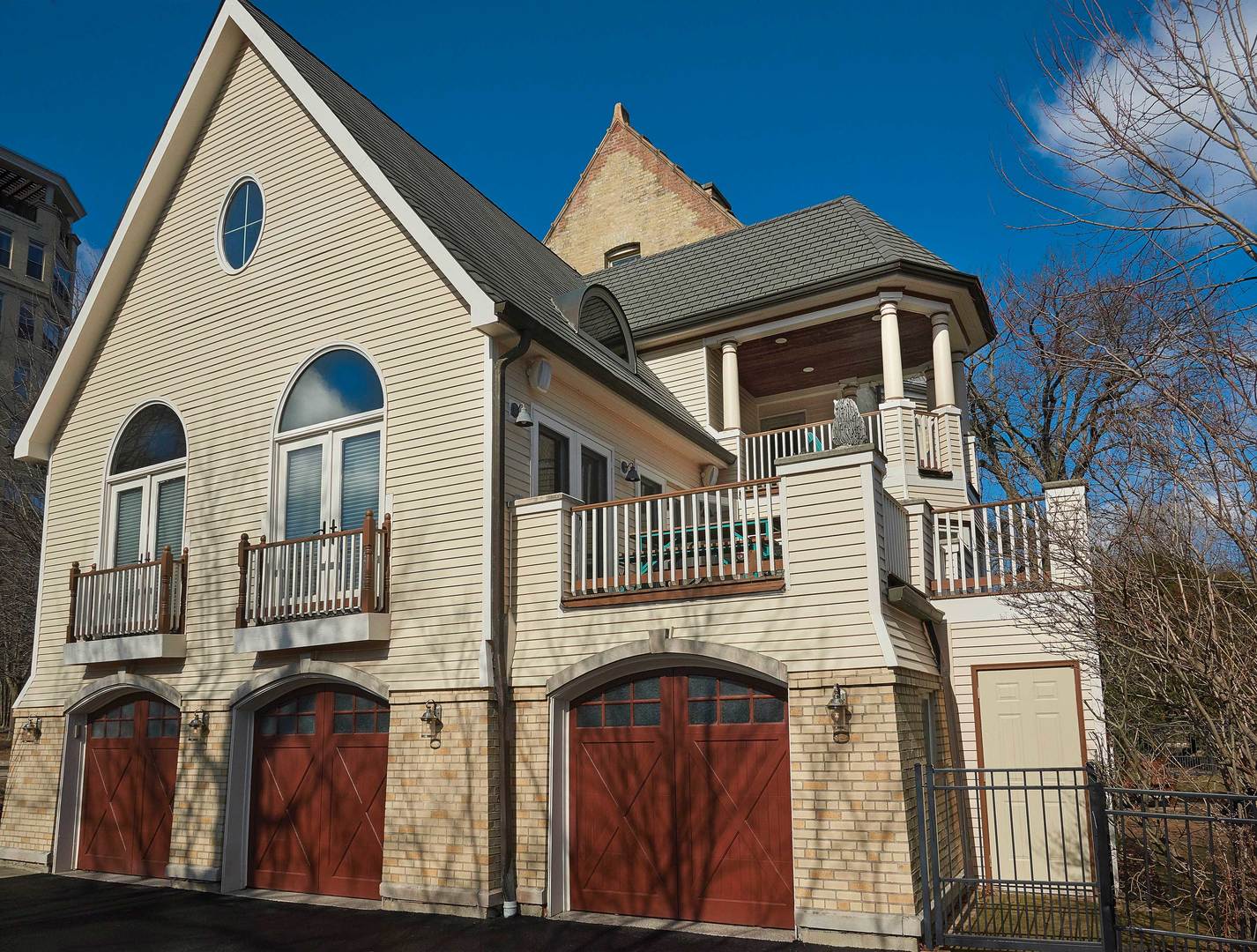 76 Logan Loop Highland Park, IL 60035 - Photo 14 of 17 a front view of a house