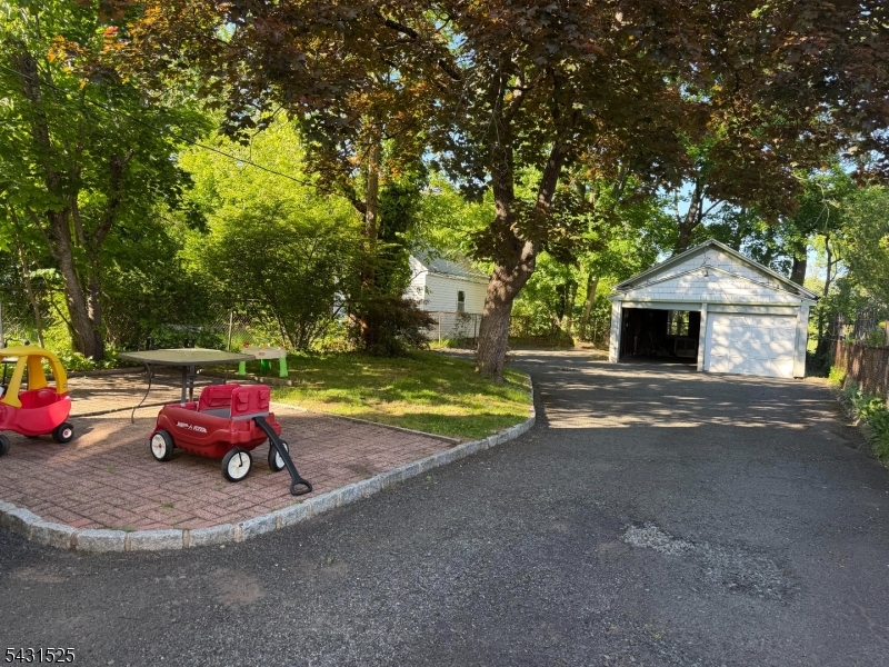 19 Rosedale Avenue, Unit 2 Millburn, NJ 07041 - Photo 4 of 4
