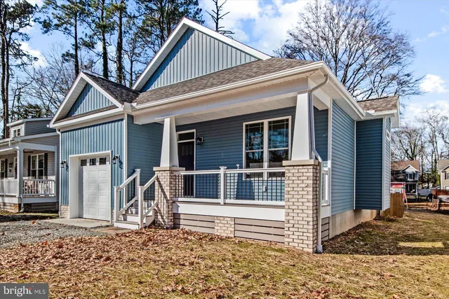 $420,000 | 133 6th Street, Colonial Beach, VA 22443