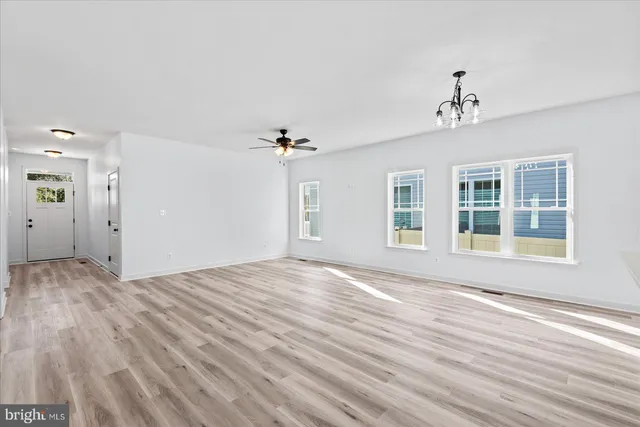 $420,000 | 133 6th Street, Colonial Beach, VA 22443