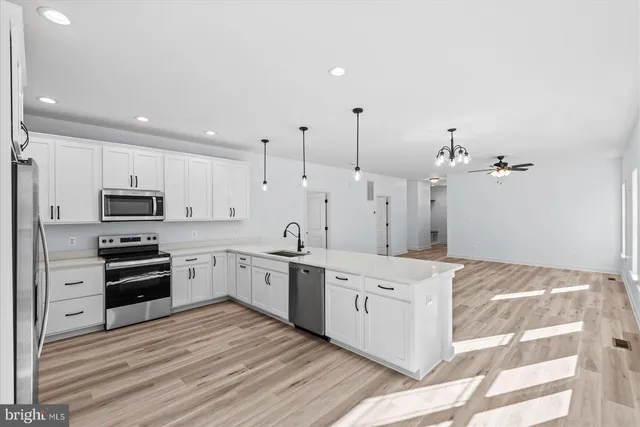 $420,000 | 133 6th Street, Colonial Beach, VA 22443