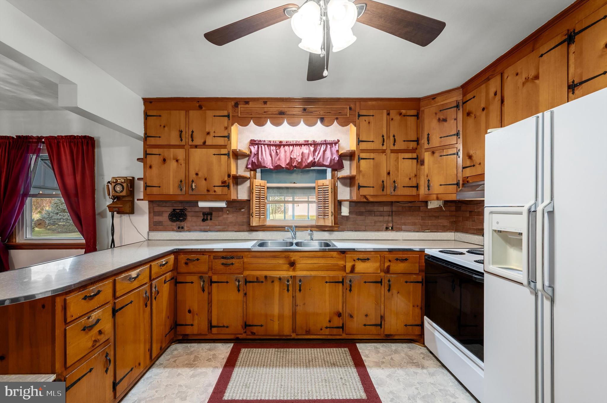 312 Bryarly Road Winchester, VA 22603 - Photo 11 of 47 Kitchen
