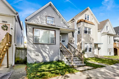 $400,000 | 3748 North Sacramento Avenue, Chicago, IL 60618