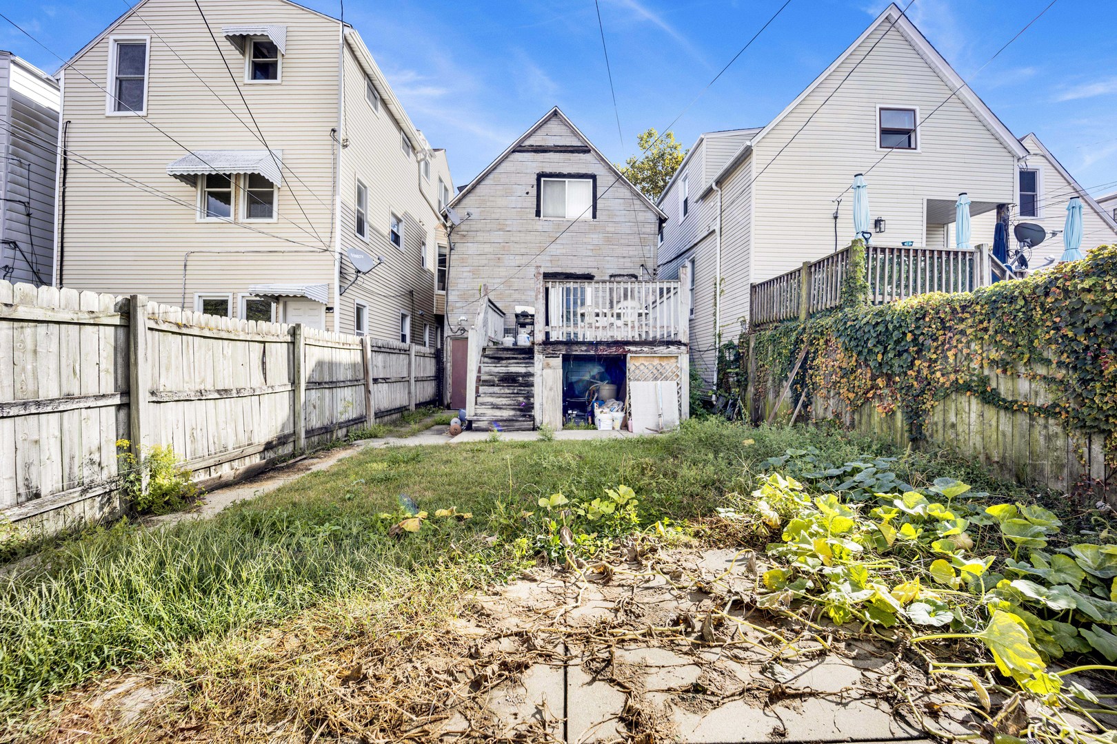 3748 North Sacramento Avenue Chicago, IL 60618 - Photo 18 of 19