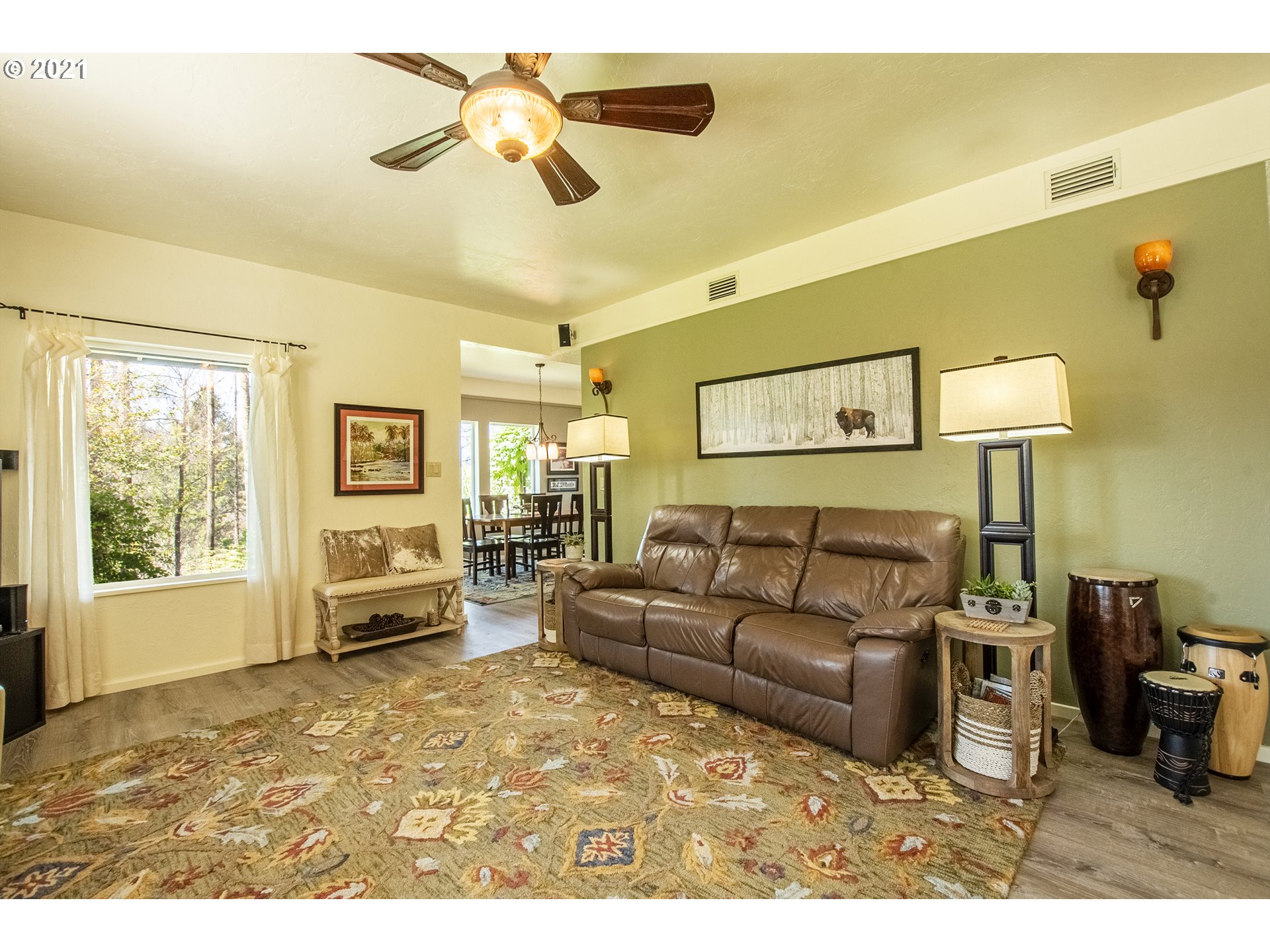 45935 North Gate Creek Road Vida, OR 97488 - Photo 8 of 32 Gallery Image 8