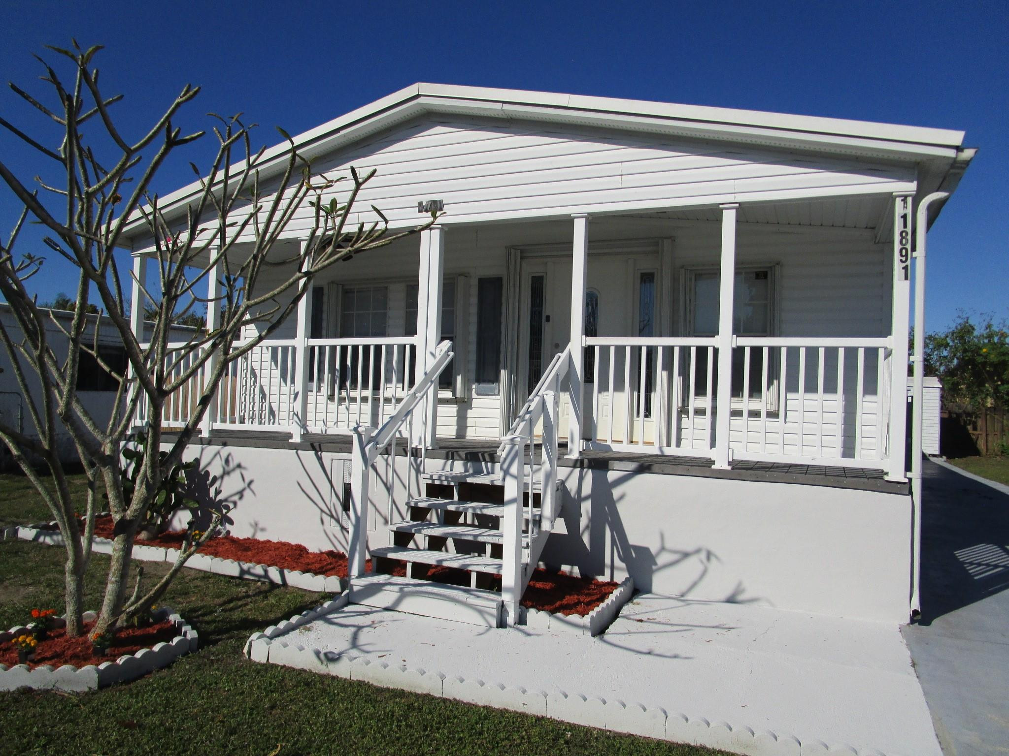 11891 Atlantic Circle Boca Raton, FL 33428 - Photo 4 of 48 Photo 4
