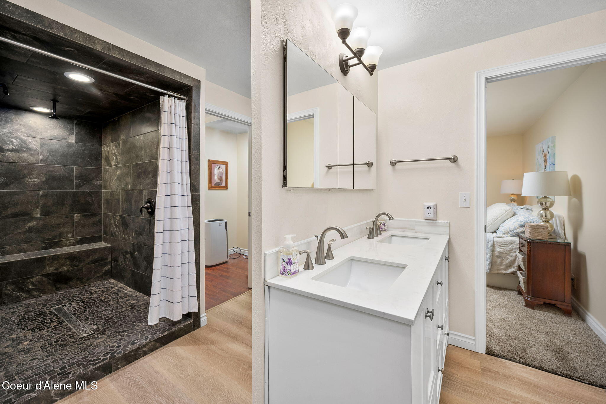 5155 North Ezy Street Coeur D'Alene, ID 83815 - Photo 11 of 52 26-web-or-mls-DSC_8057