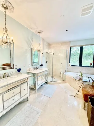 $8,300 | Undisclosed Address, Fort Lauderdale, FL 33301