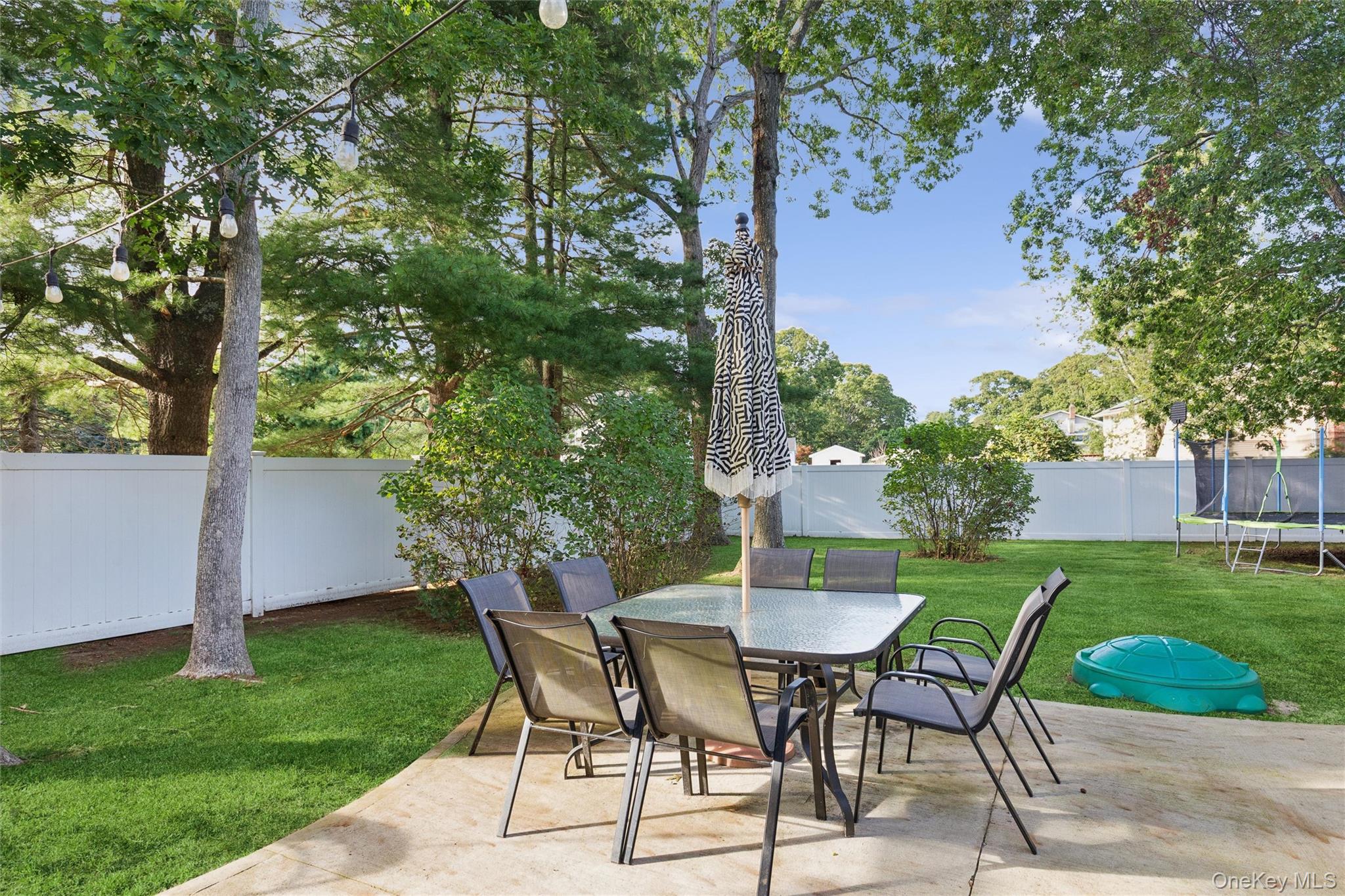 38 Heston Road Shirley, NY 11967 - Photo 24 of 38 Gallery Image 24