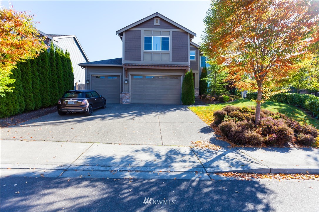 108 Shadow Avenue Southeast Renton, WA 98059 - Photo 2 of 13