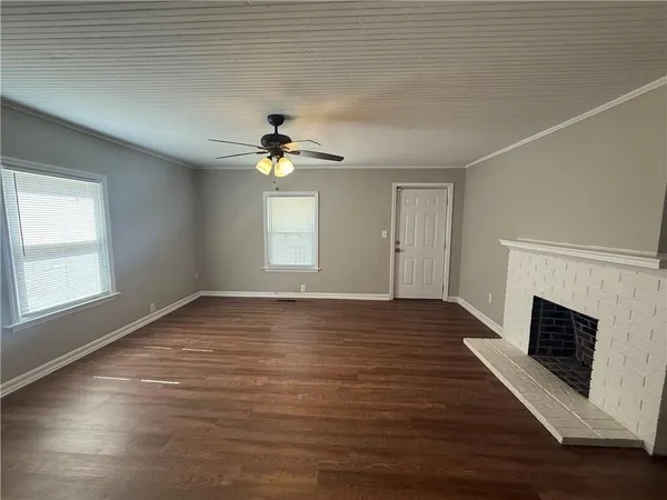 $1,395 | 20 Highland Street, Gainesville, GA 30501