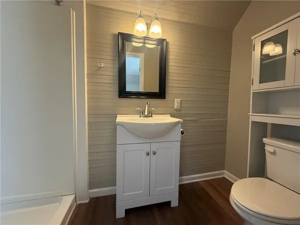 $1,395 | 20 Highland Street, Gainesville, GA 30501