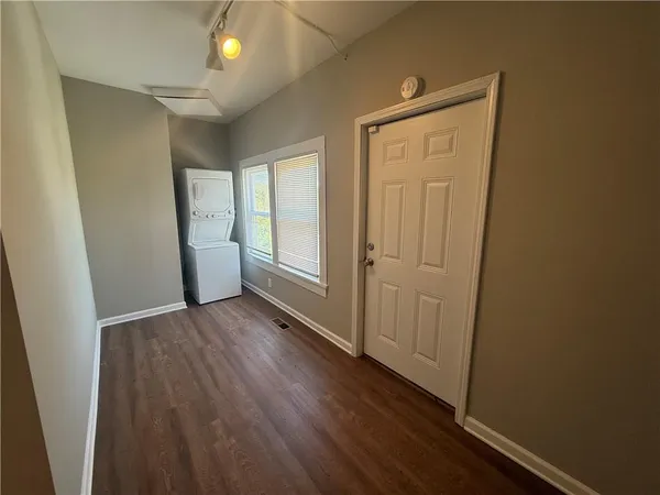 $1,395 | 20 Highland Street, Gainesville, GA 30501