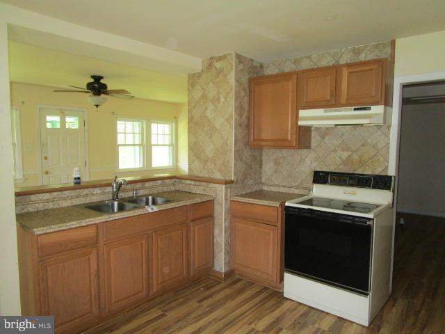 15218 Poplar Hill Road Brandywine, MD 20613 - Photo 8 of 22 Kitchen