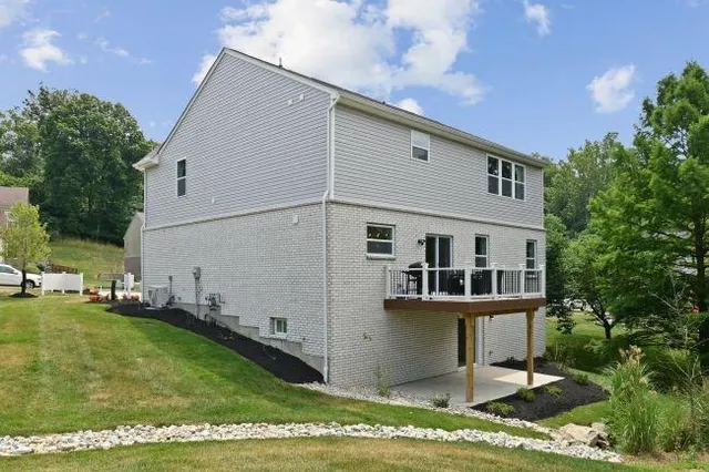 $498,500 | 1627 Windsor Drive, Irwin, PA 15642