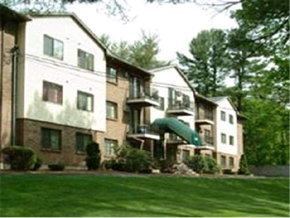 126-30 Mammoth Road, Unit 30 Hooksett, NH 03106 - Photo 1 of 1