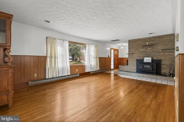 $489,700 | 8401 F Street, Chesapeake Beach, MD 20732