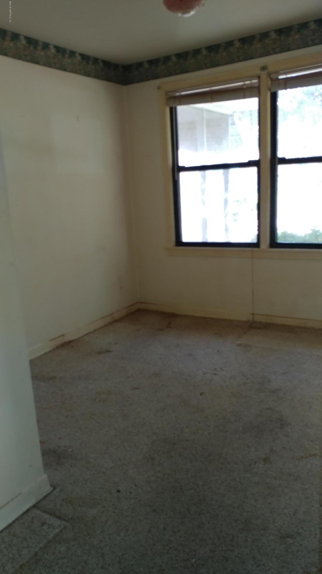 3688 Cascade Road Jacksonville, FL 32207 - Photo 12 of 18 Bedroom