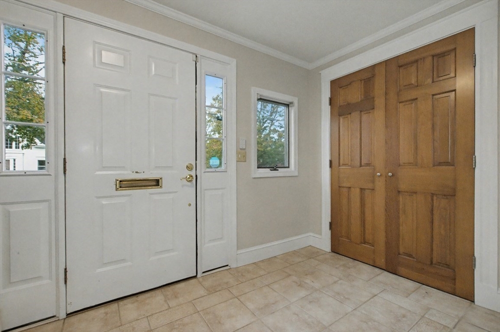 48 Cordis Street Wakefield, MA 01880 - Photo 4 of 35 an empty room with windows