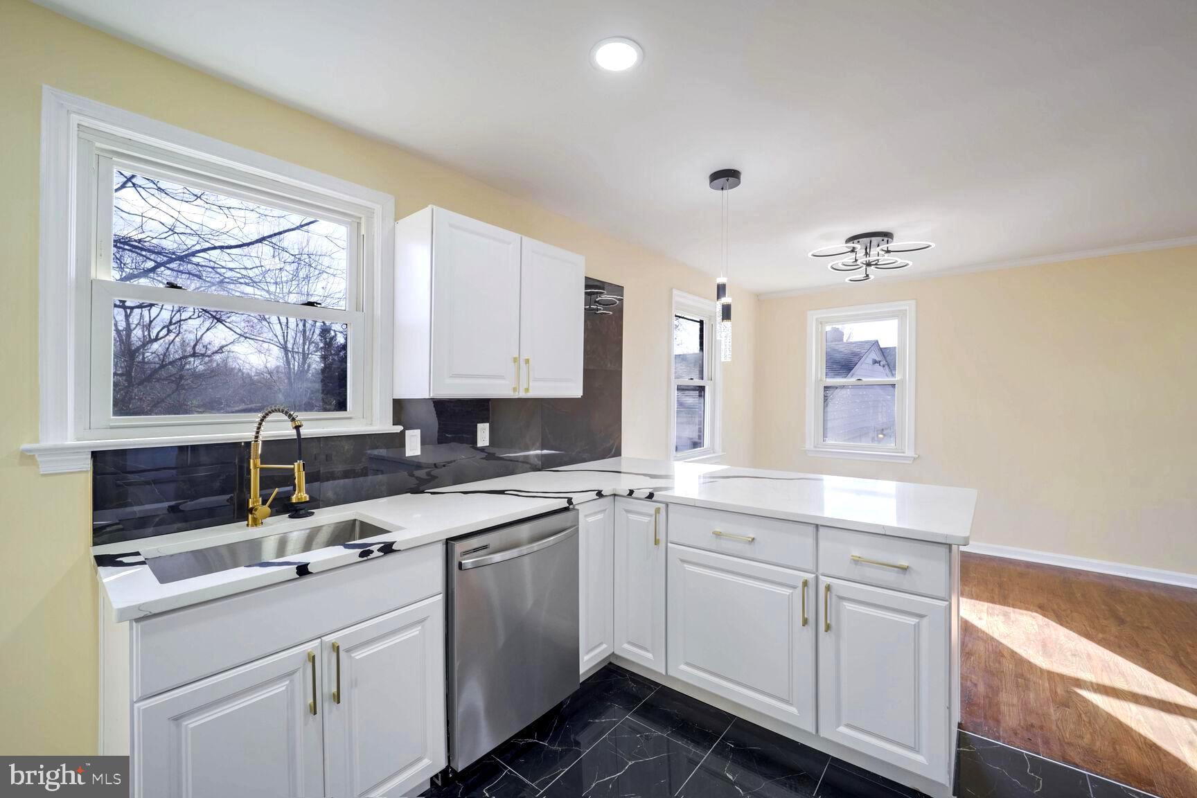 7312 Allentown Road Fort Washington, MD 20744 - Photo 6 of 22 Gallery Image 6