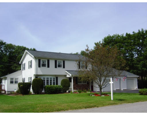 27 Knollwood Road Dudley, MA 01571 - Photo 1 of 23 Gallery Image 1