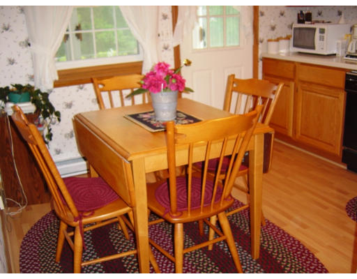 27 Knollwood Road Dudley, MA 01571 - Photo 16 of 23 Gallery Image 16