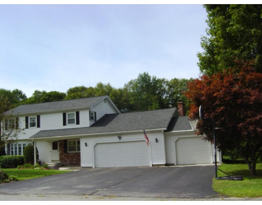 27 Knollwood Road Dudley, MA 01571 - Photo 3 of 23 Gallery Image 3