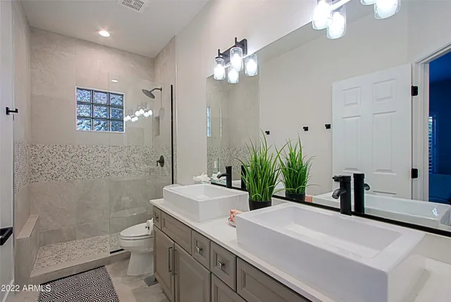 $9,500 | 6884 East Amber Sun Drive, Scottsdale, AZ 85266