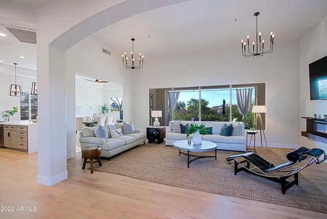 $9,500 | 6884 East Amber Sun Drive, Scottsdale, AZ 85266