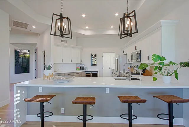 $9,500 | 6884 East Amber Sun Drive, Scottsdale, AZ 85266