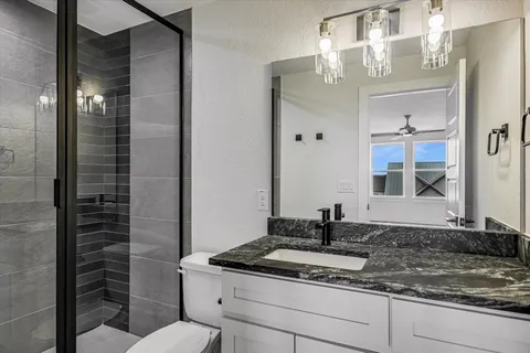 $837,000 | 32 Peace Pipe, Wimberley, TX 78676