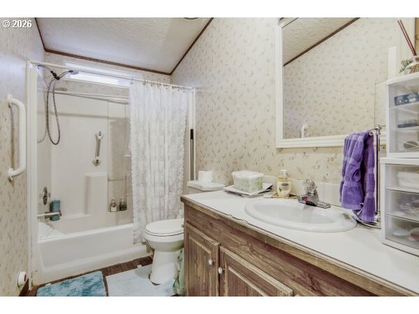 4239 Southeast 122nd Avenue, Unit 14 Portland, OR 97236 - Photo 13 of 17