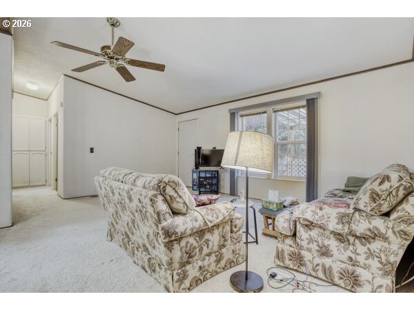 4239 Southeast 122nd Avenue, Unit 14 Portland, OR 97236 - Photo 4 of 17