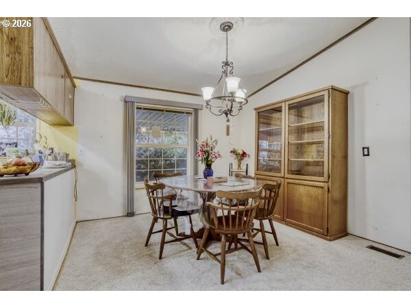 4239 Southeast 122nd Avenue, Unit 14 Portland, OR 97236 - Photo 5 of 17