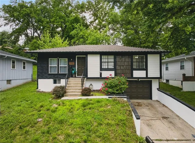 $173,000 | 314 North Forest Avenue, Sugar Creek, MO 64054