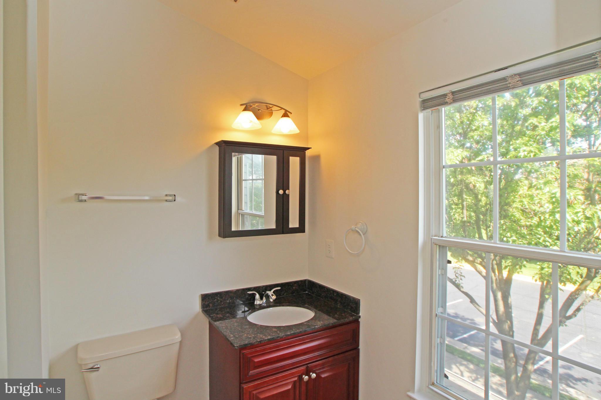 6004 Bingley Road Alexandria, VA 22315 - Photo 14 of 30 Bath (Master)