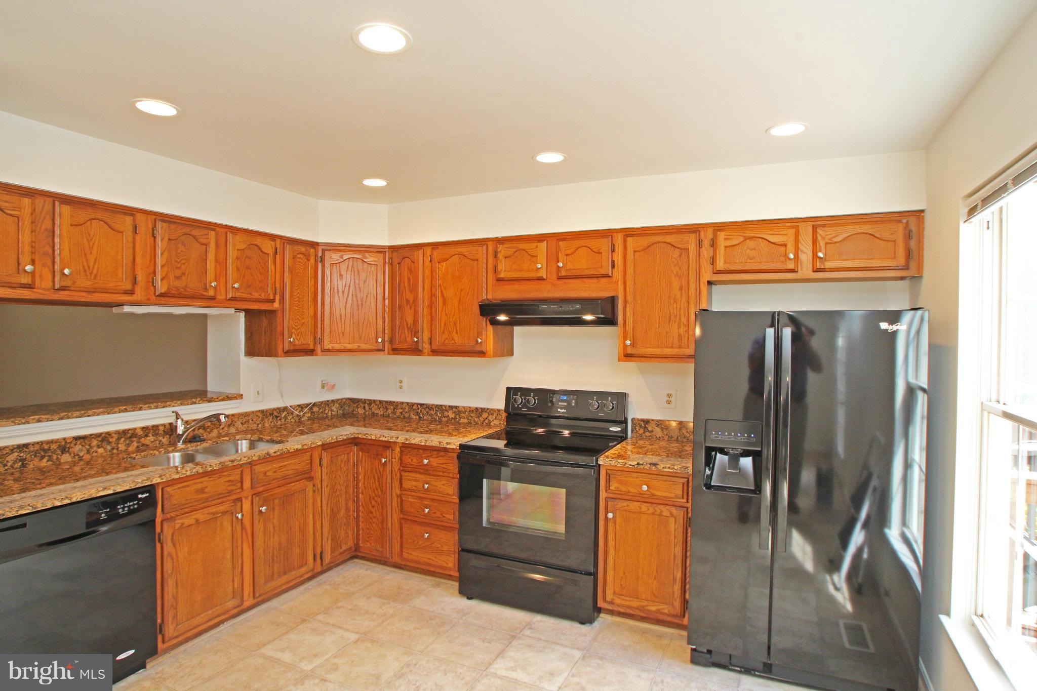 6004 Bingley Road Alexandria, VA 22315 - Photo 7 of 30 Kitchen