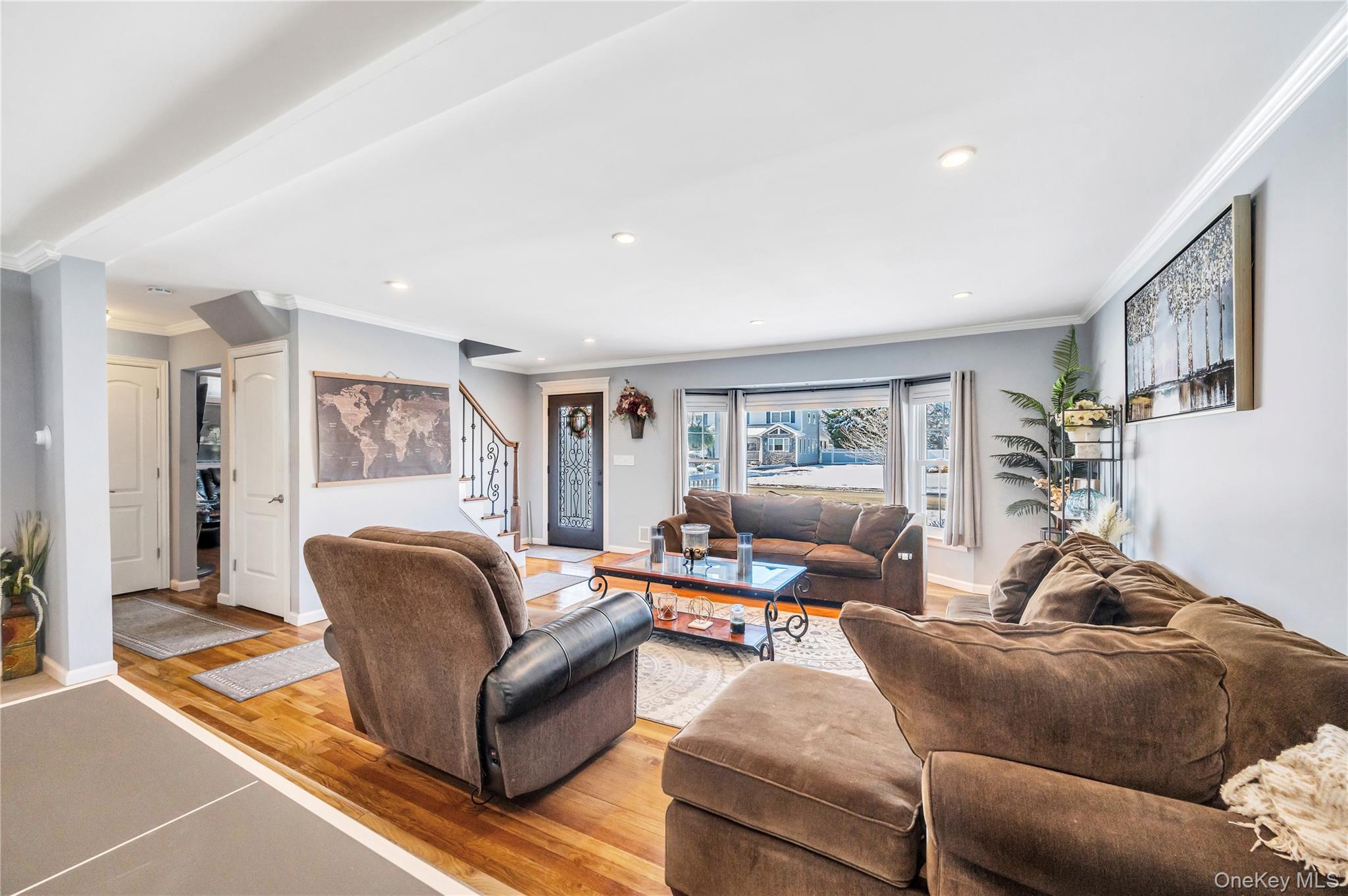 19 Radburn Drive Commack, NY 11725 - Photo 9 of 25
