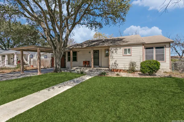 $1,695 | 347 West Hermine Boulevard, San Antonio, TX 78212