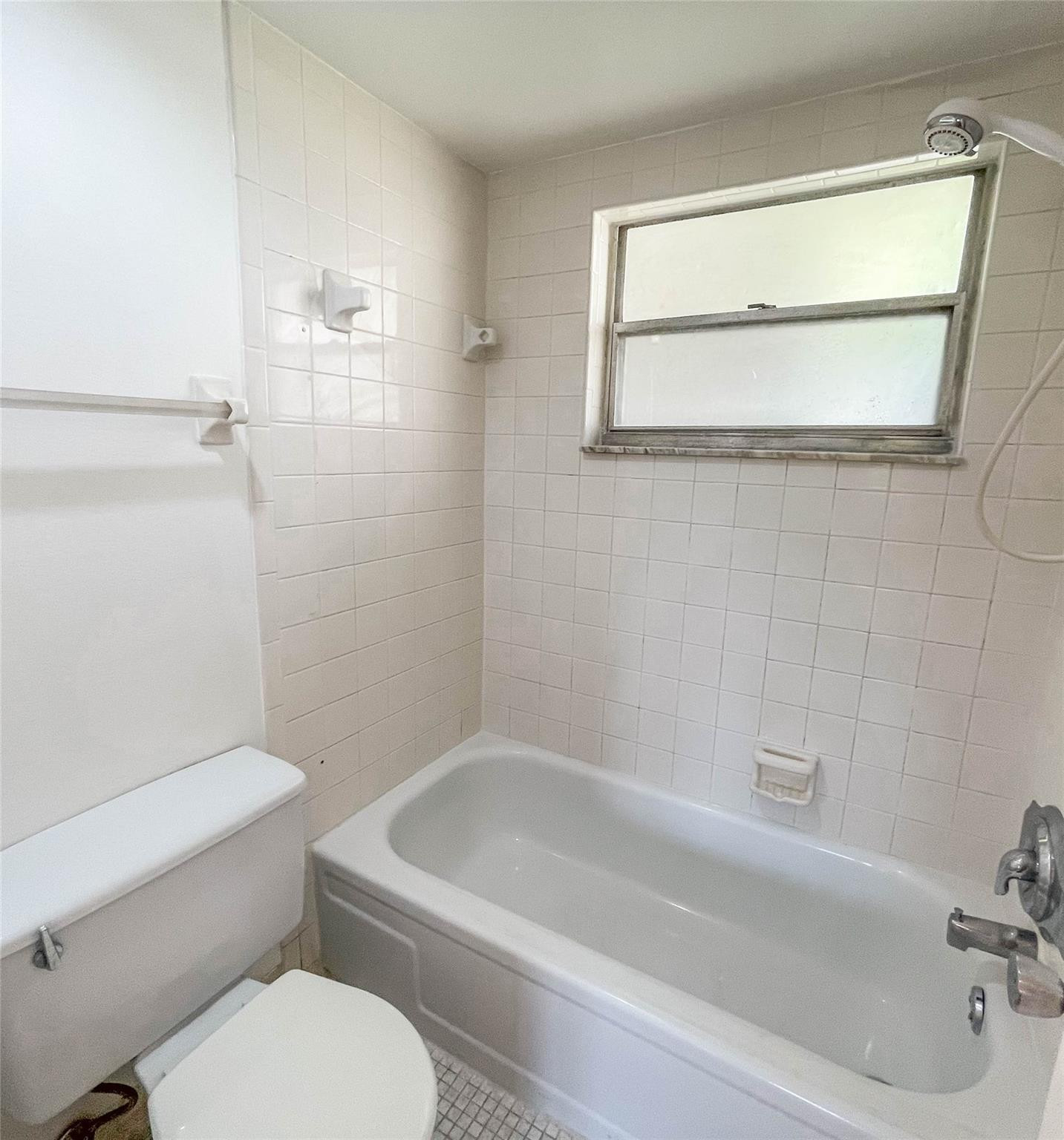 Undisclosed Address Davie, FL 33324 - Photo 18 of 24 Photo 18