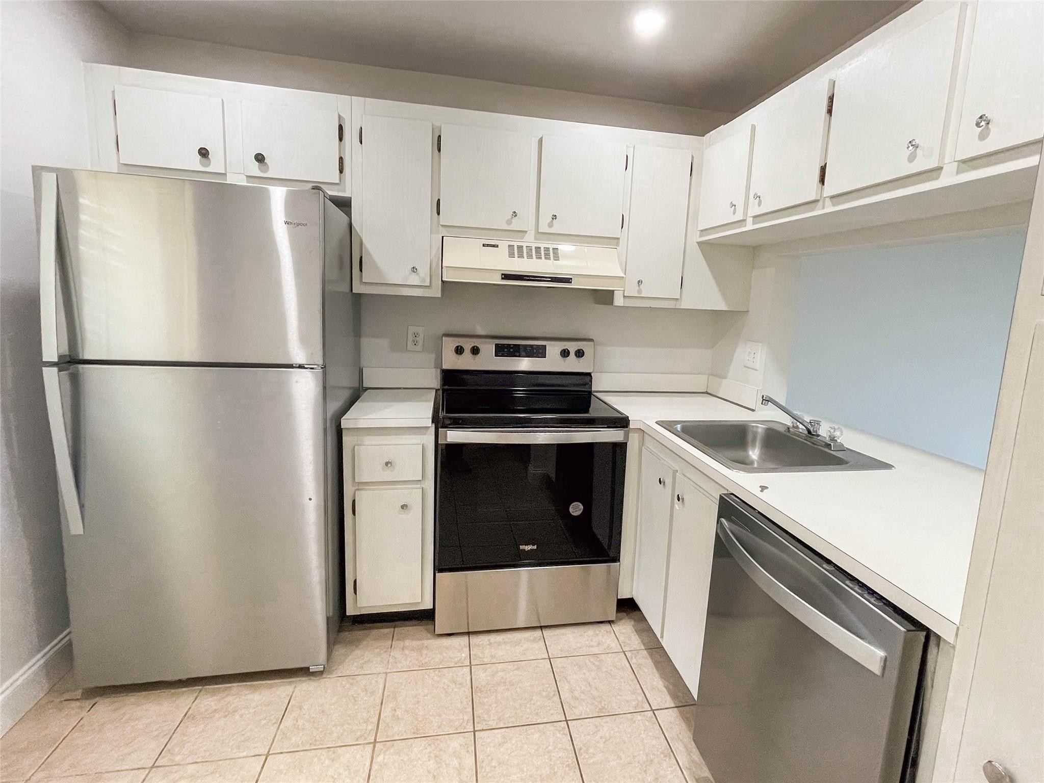 Undisclosed Address Davie, FL 33324 - Photo 9 of 24 Photo 9