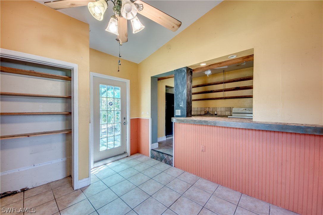 18481 Iris Road Fort Myers, FL 33967 - Photo 13 of 28 a view of room and window