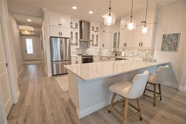 $1,199,000 | 503 North Tamiami Trail, Unit 301, Venice, FL 34285