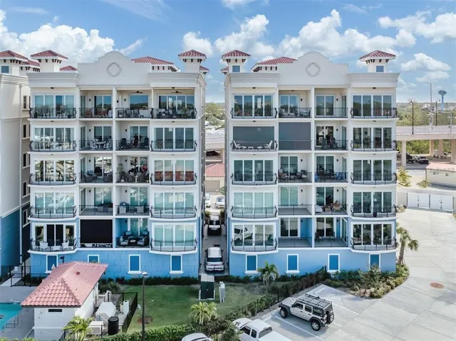 $1,199,000 | 503 North Tamiami Trail, Unit 301, Venice, FL 34285
