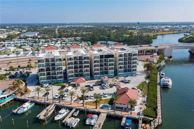 $1,199,000 | 503 North Tamiami Trail, Unit 301, Venice, FL 34285