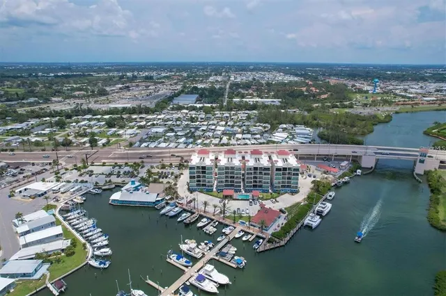 $1,199,000 | 503 North Tamiami Trail, Unit 301, Venice, FL 34285