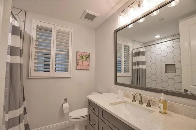 $1,199,000 | 503 North Tamiami Trail, Unit 301, Venice, FL 34285