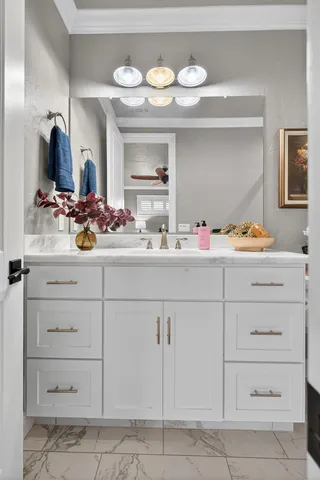 $1,200,000 | 14275 North Neeley Road, Lodi, CA 95242