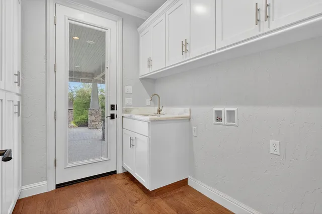 $1,200,000 | 14275 North Neeley Road, Lodi, CA 95242